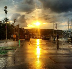 Promenade des anglais, private day tour Nice